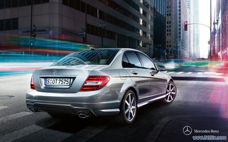 mercedesbenz外匯車(《德國原廠認證Mercedes-Benz外匯車進口指南與車況解析》)