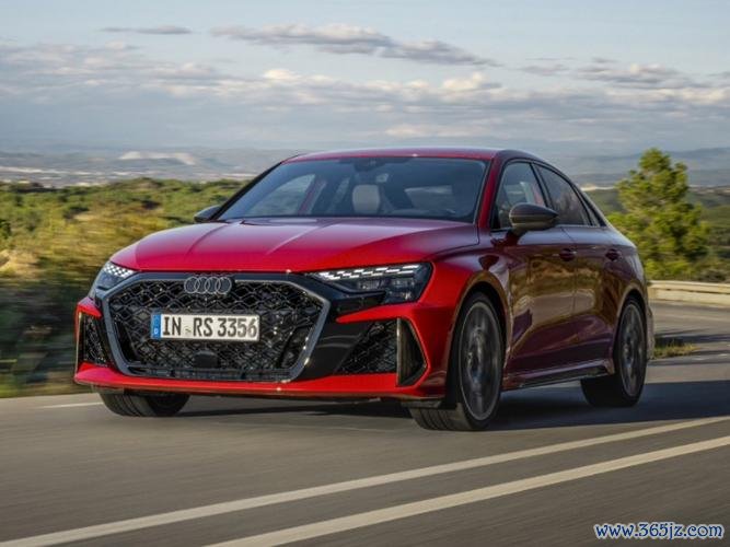 奥迪RS3外匯車2025款配置升级 北美官方63400美元起 加速3.8秒