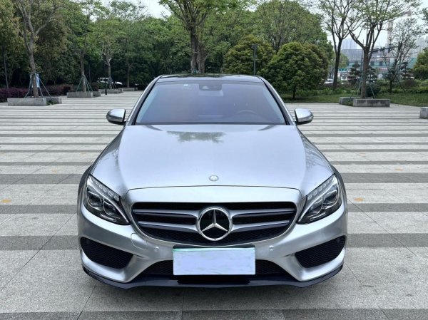 C300外匯車價中美价差18万：奔驰官方售价对比解析