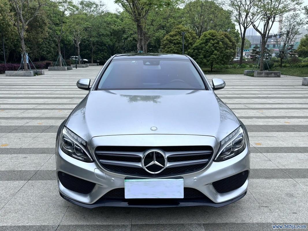 C300外匯車價中美价差18万：奔驰官方售价对比解析